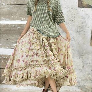 MAGNOLIA PEARL WYLIE PACKET TEE